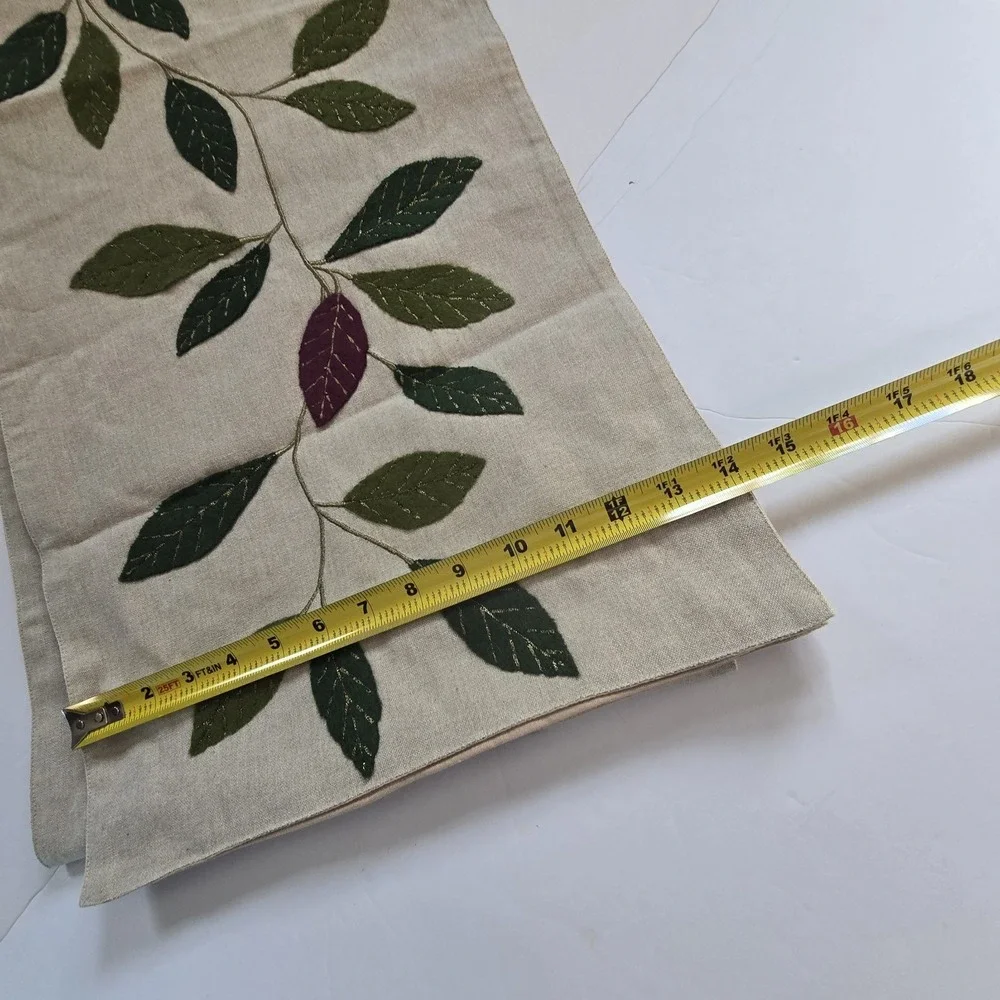 Leaf Pattern Table Runner 14
